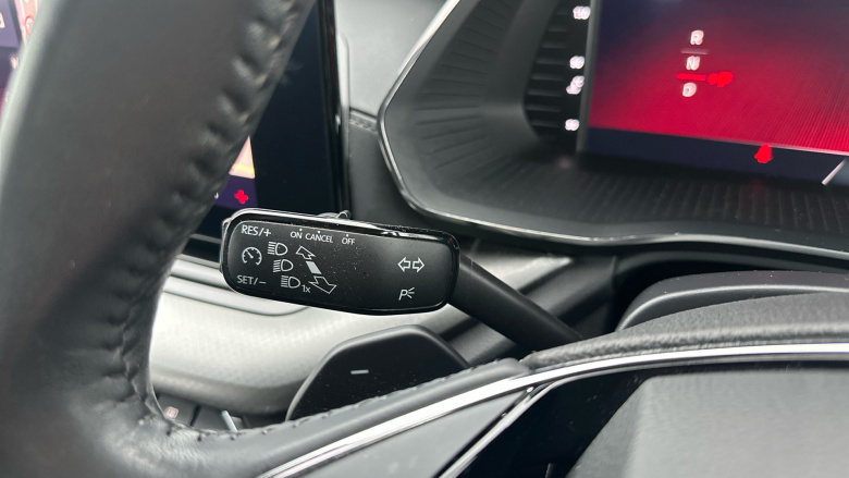 Skoda Octavia 2.0 TDI SE Technology 5dr DSG Diesel Estate